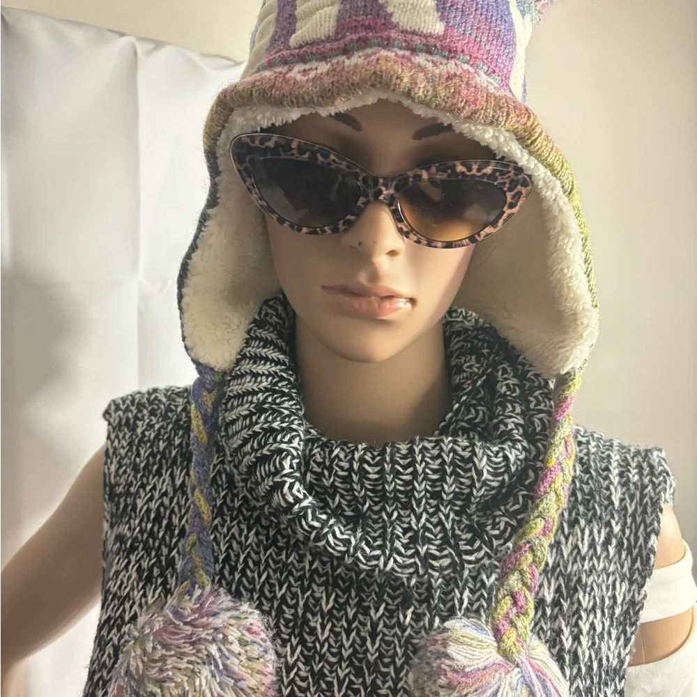 ORIGINAL ROBIN RUTH WINTER BEANIE - Picture 2 of 8